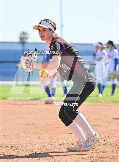 Thumbnail 3 in Point Loma @ Clairemont photogallery.