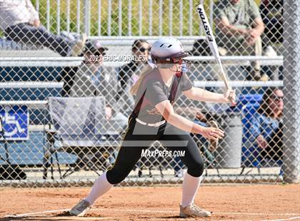 Thumbnail 2 in Point Loma @ Clairemont photogallery.