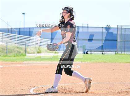 Thumbnail 2 in Point Loma @ Clairemont photogallery.