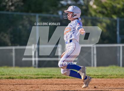 Thumbnail 1 in Point Loma @ Clairemont photogallery.