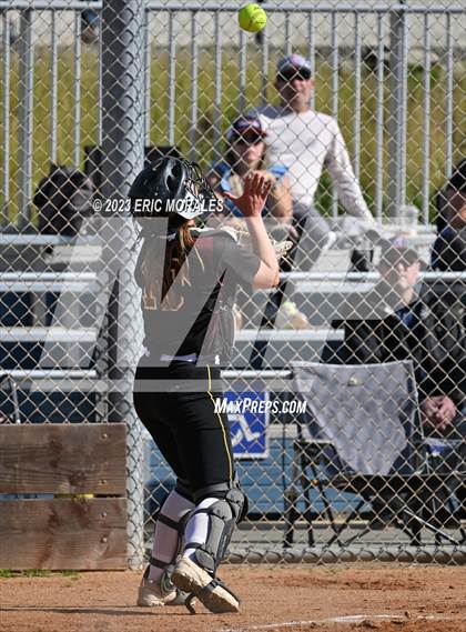 Thumbnail 2 in Point Loma @ Clairemont photogallery.
