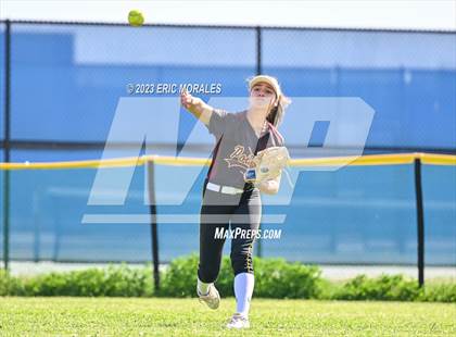 Thumbnail 3 in Point Loma @ Clairemont photogallery.