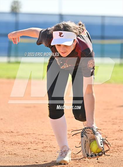 Thumbnail 3 in Point Loma @ Clairemont photogallery.