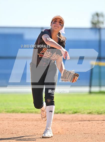 Thumbnail 2 in Point Loma @ Clairemont photogallery.