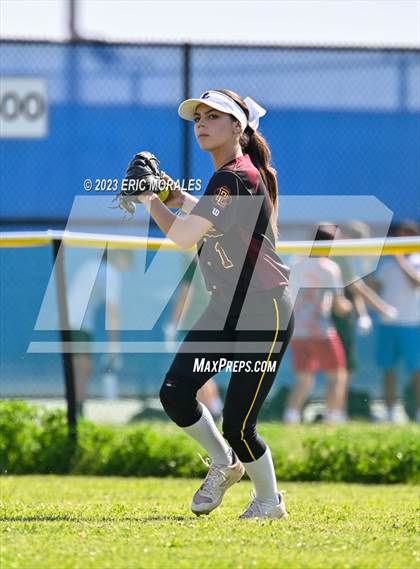 Thumbnail 3 in Point Loma @ Clairemont photogallery.