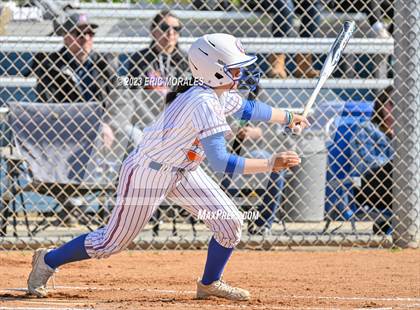 Thumbnail 2 in Point Loma @ Clairemont photogallery.