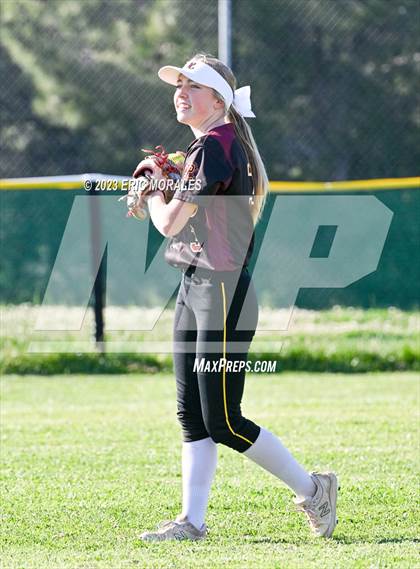 Thumbnail 1 in Point Loma @ Clairemont photogallery.