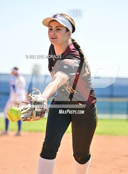 Thumbnail 2 in Point Loma @ Clairemont photogallery.