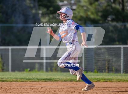 Thumbnail 3 in Point Loma @ Clairemont photogallery.