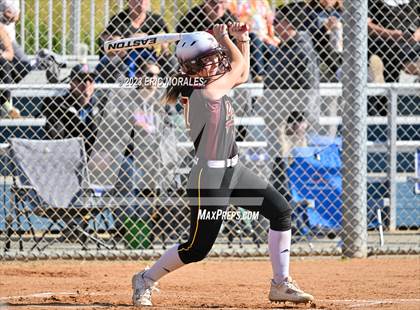 Thumbnail 1 in Point Loma @ Clairemont photogallery.