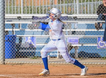 Thumbnail 1 in Point Loma @ Clairemont photogallery.