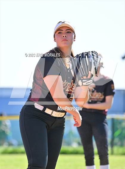 Thumbnail 3 in Point Loma @ Clairemont photogallery.