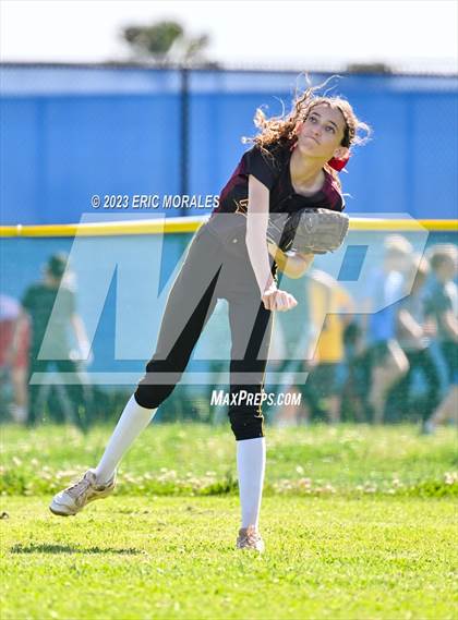 Thumbnail 2 in Point Loma @ Clairemont photogallery.