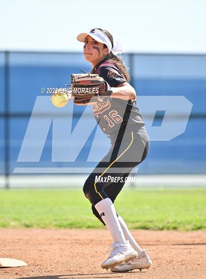 Thumbnail 1 in Point Loma @ Clairemont photogallery.