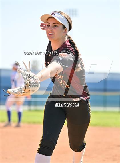 Thumbnail 3 in Point Loma @ Clairemont photogallery.