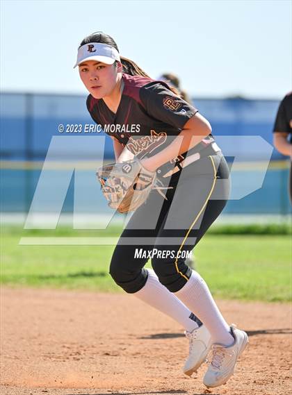 Thumbnail 3 in Point Loma @ Clairemont photogallery.