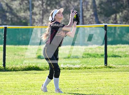 Thumbnail 2 in Point Loma @ Clairemont photogallery.