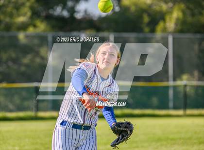 Thumbnail 3 in Point Loma @ Clairemont photogallery.