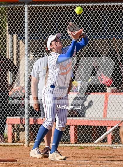 Thumbnail 3 in Point Loma @ Clairemont photogallery.