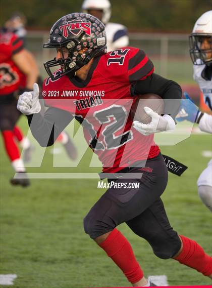 Thumbnail 3 in Hillcrest @ Triad (IHSA 5A First Round Playoff) photogallery.