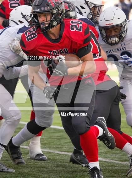 Thumbnail 1 in Hillcrest @ Triad (IHSA 5A First Round Playoff) photogallery.