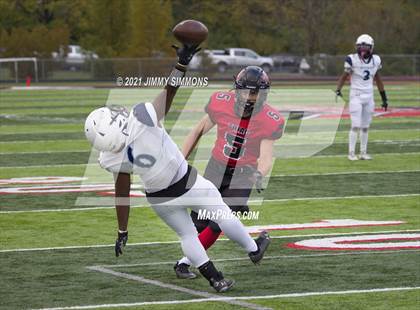 Thumbnail 3 in Hillcrest @ Triad (IHSA 5A First Round Playoff) photogallery.