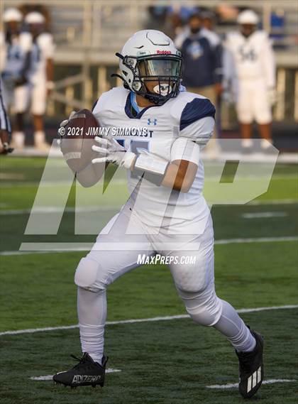 Thumbnail 3 in Hillcrest @ Triad (IHSA 5A First Round Playoff) photogallery.