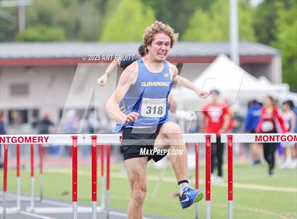 Thumbnail 2 in Bryan Bradley Viking Track Classic (110m Hurdles) photogallery.