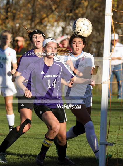 Thumbnail 2 in Blackstone Valley RVT @ Holy Name Central Catholic (MIAA Division 3 Central Quarterfinal) photogallery.