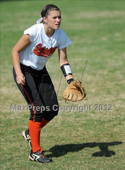 Thumbnail 1 in Grissom vs. Scottsboro (Bob Jones Softball Tourney) photogallery.