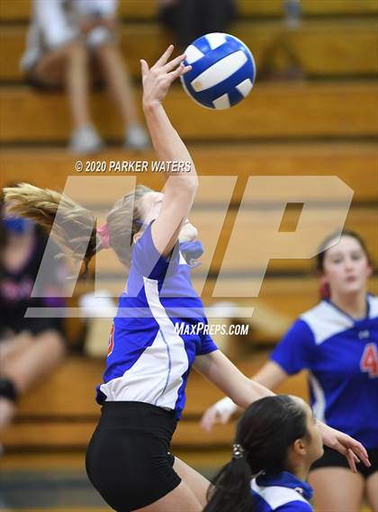 Thumbnail 2 in Academy of the Sacred Heart @ Metairie Park Country Day (JV Volleyball) photogallery.