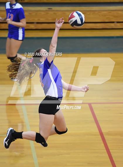 Thumbnail 2 in Academy of the Sacred Heart @ Metairie Park Country Day (JV Volleyball) photogallery.