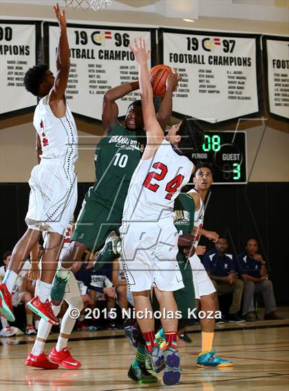 Thumbnail 2 in La Salle vs. Granada Hills (D1 Bound So Cal Christmas Classic) photogallery.
