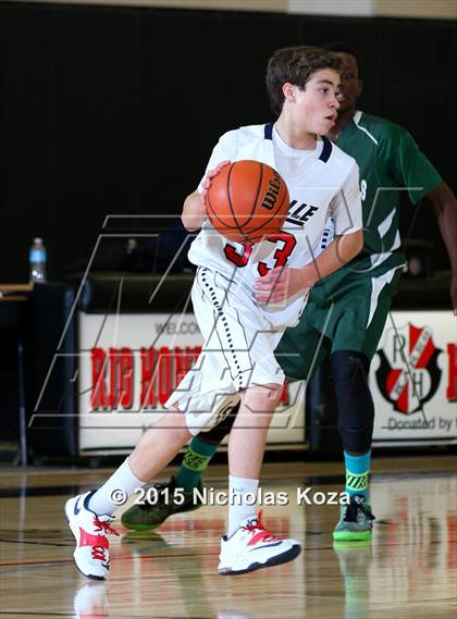 Thumbnail 3 in La Salle vs. Granada Hills (D1 Bound So Cal Christmas Classic) photogallery.