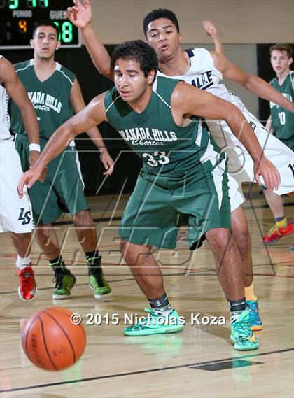 Thumbnail 3 in La Salle vs. Granada Hills (D1 Bound So Cal Christmas Classic) photogallery.