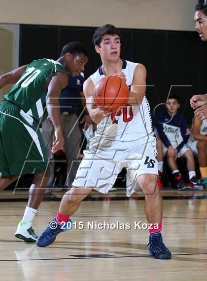 Thumbnail 1 in La Salle vs. Granada Hills (D1 Bound So Cal Christmas Classic) photogallery.