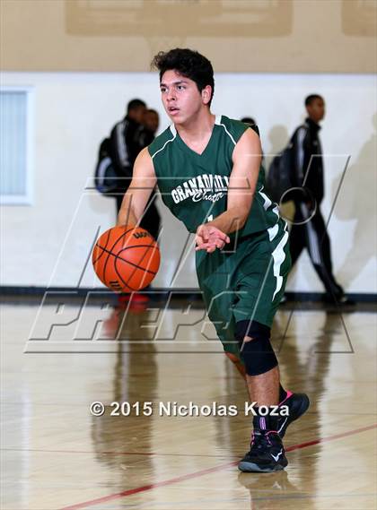Thumbnail 3 in La Salle vs. Granada Hills (D1 Bound So Cal Christmas Classic) photogallery.