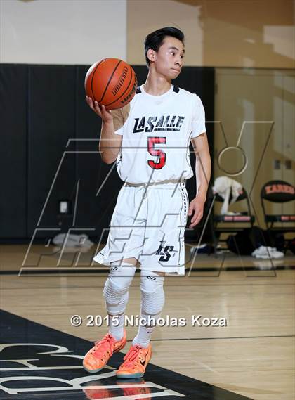 Thumbnail 3 in La Salle vs. Granada Hills (D1 Bound So Cal Christmas Classic) photogallery.
