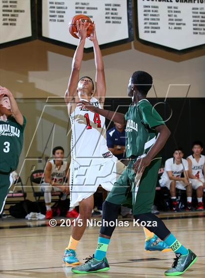 Thumbnail 1 in La Salle vs. Granada Hills (D1 Bound So Cal Christmas Classic) photogallery.