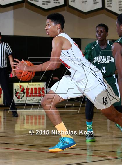 Thumbnail 2 in La Salle vs. Granada Hills (D1 Bound So Cal Christmas Classic) photogallery.