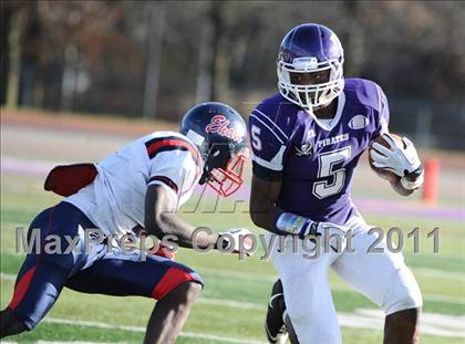 Thumbnail 1 in Erasmus Hall vs Tottenville (PSAL Championship Division Semifinal) photogallery.