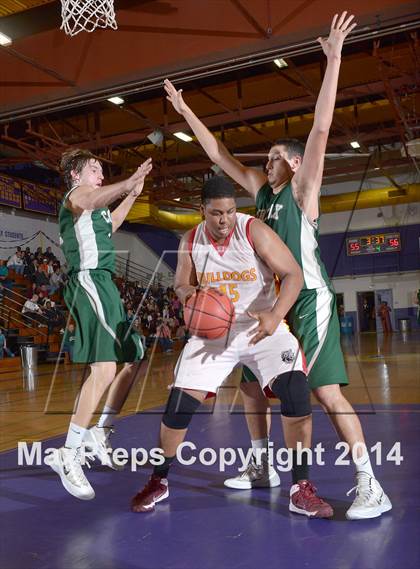 Thumbnail 3 in Encina Prep vs. Colfax (CIF SJS D4 Semifinal) photogallery.