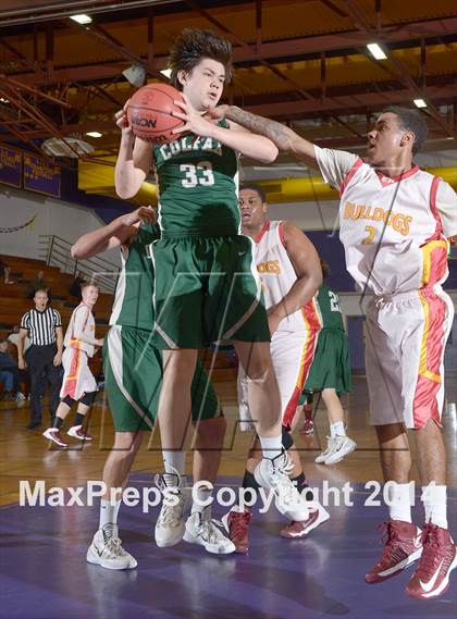 Thumbnail 3 in Encina Prep vs. Colfax (CIF SJS D4 Semifinal) photogallery.