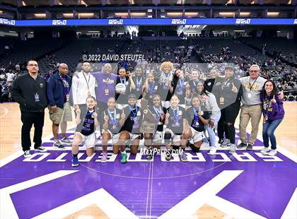 Thumbnail 1 in Oakland Tech (CIF State D3 Award Photos) photogallery.