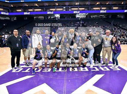 Thumbnail 3 in Oakland Tech (CIF State D3 Award Photos) photogallery.