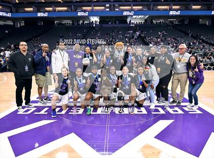 Thumbnail 2 in Oakland Tech (CIF State D3 Award Photos) photogallery.