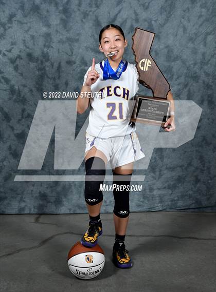 Thumbnail 1 in Oakland Tech (CIF State D3 Award Photos) photogallery.