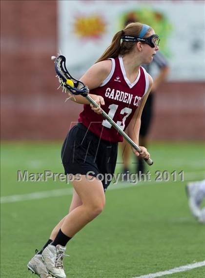Thumbnail 1 in Yorktown vs. Garden City (NYSPHSAA Class B Semifinal) photogallery.