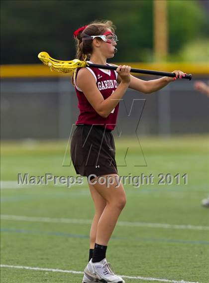 Thumbnail 2 in Yorktown vs. Garden City (NYSPHSAA Class B Semifinal) photogallery.