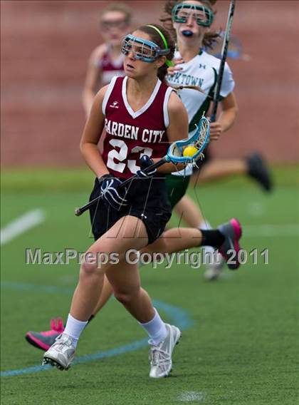 Thumbnail 1 in Yorktown vs. Garden City (NYSPHSAA Class B Semifinal) photogallery.